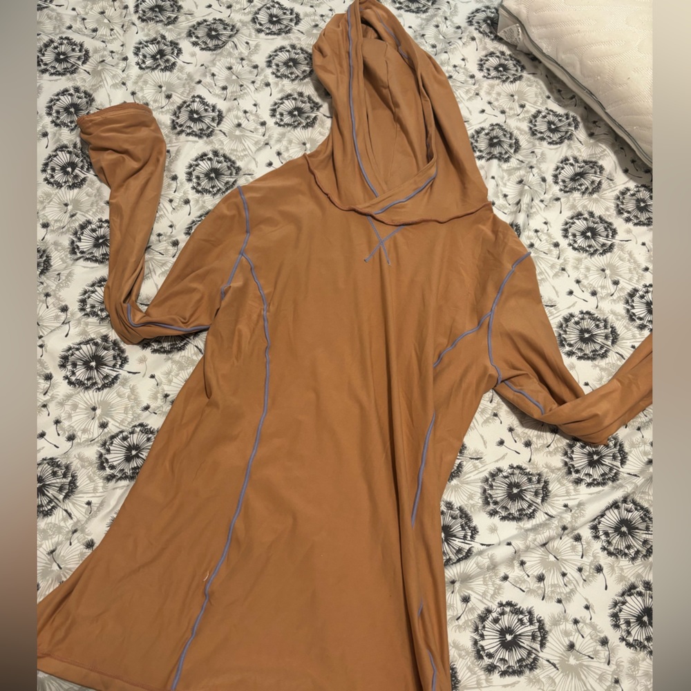 Fabletics Hooded Tan Tight Sweatshirt size medium